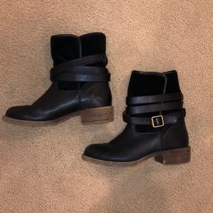 LUCKY BRAND black boots